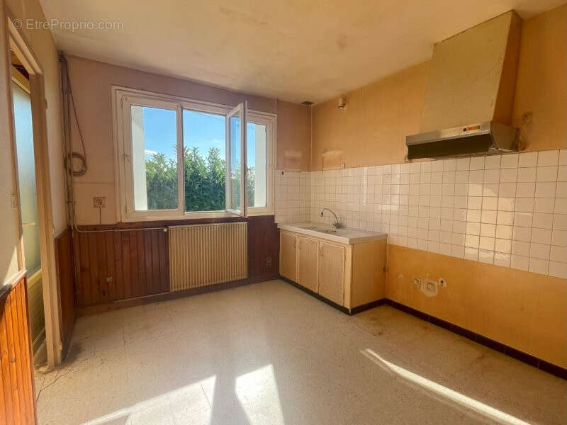 Maison à LA BAZOCHE-GOUET