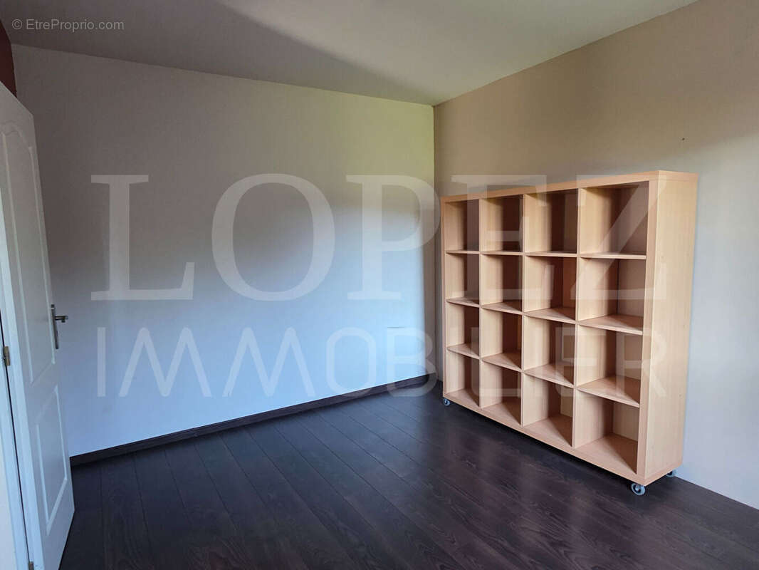 Maison à PAYRIN-AUGMONTEL