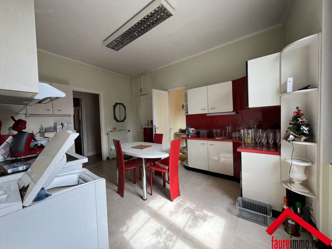 Appartement à BRIVE-LA-GAILLARDE