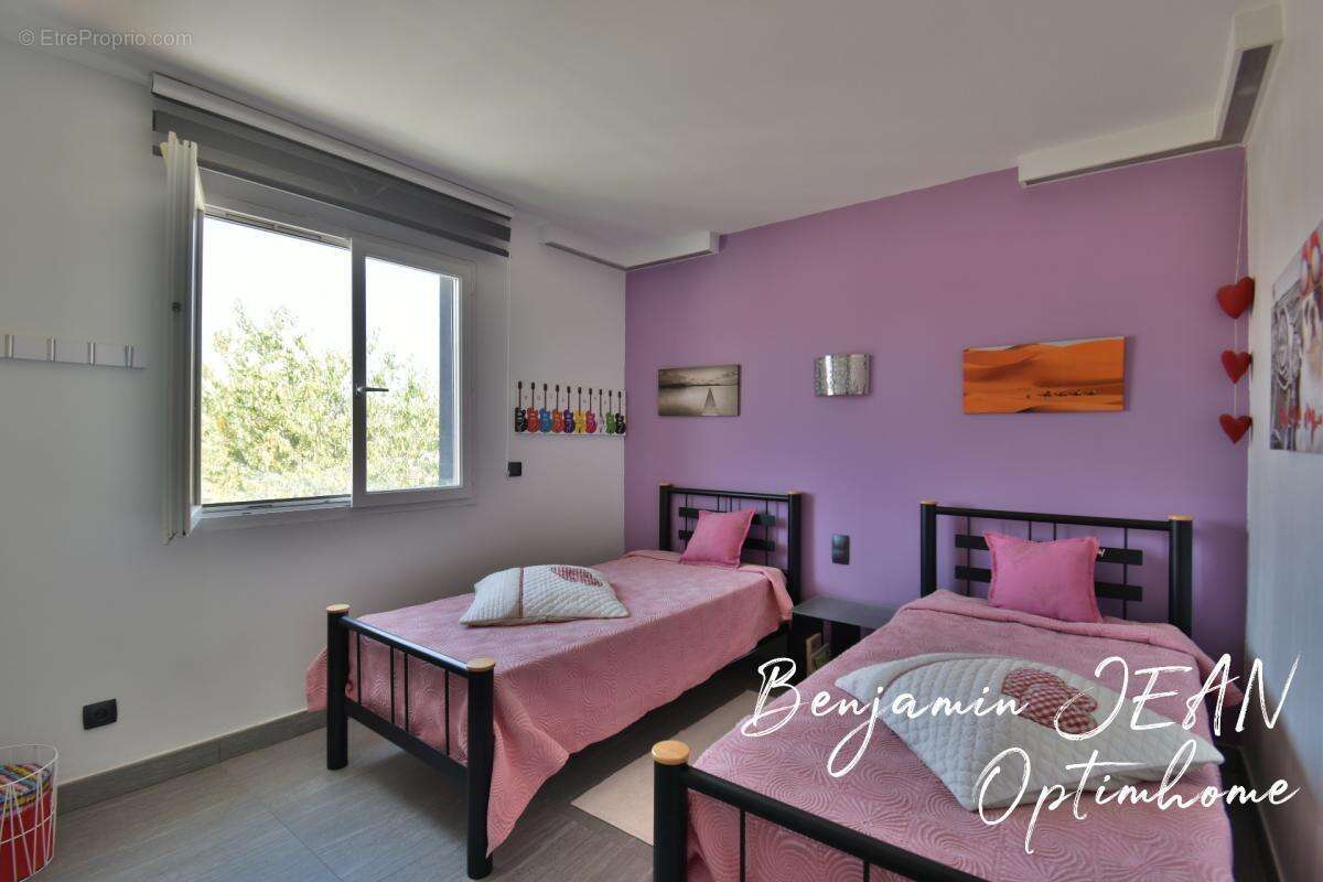 Maison F5 avec piscine et garage - photo 15