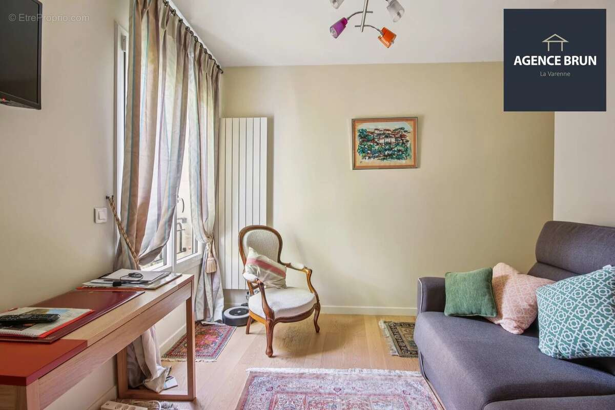 Appartement à SAINT-MAUR-DES-FOSSES