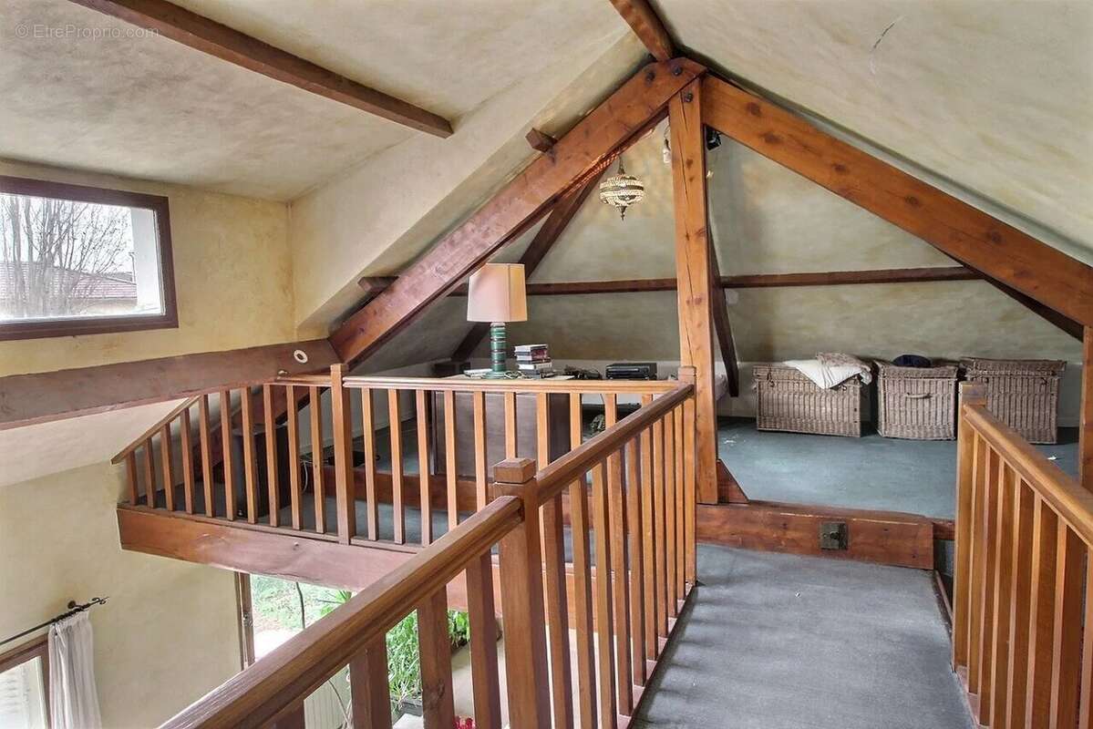 Maison à SAINT-MAUR-DES-FOSSES