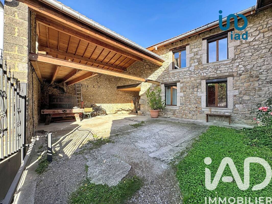 Photo 1 - Maison à SAINT-APPOLINARD