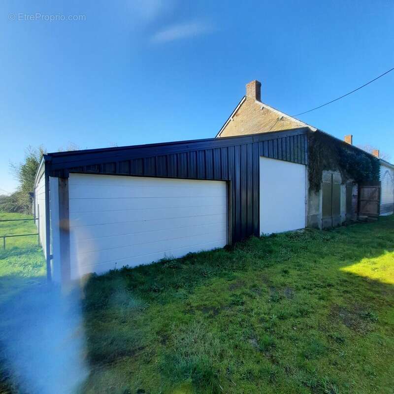 Maison à SAINT-ETIENNE-DE-MONTLUC