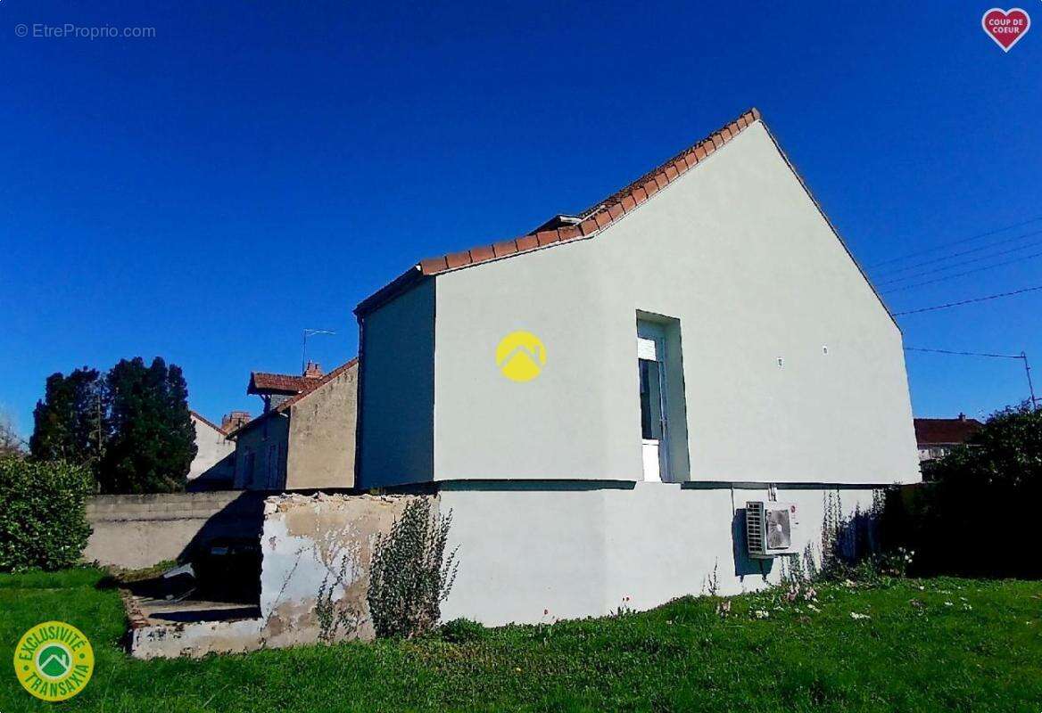Maison à COMMENTRY