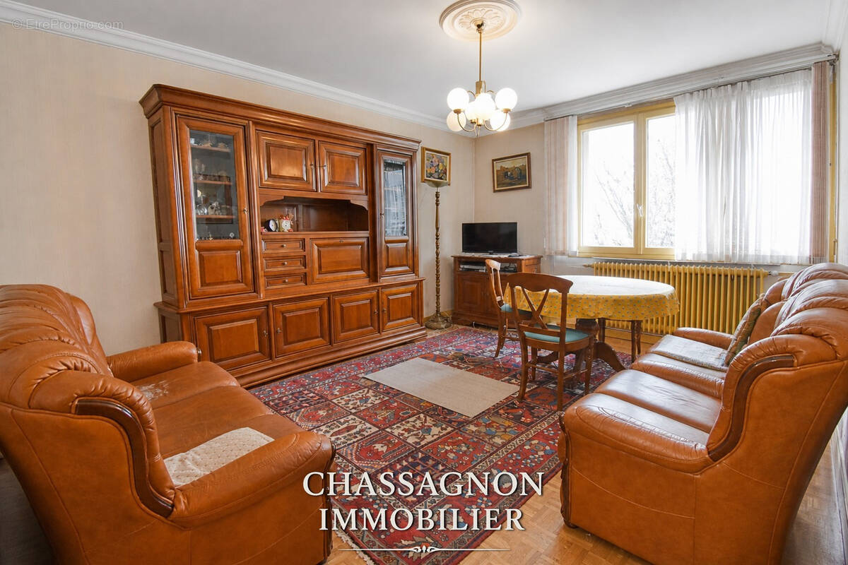 Appartement à MOULINS