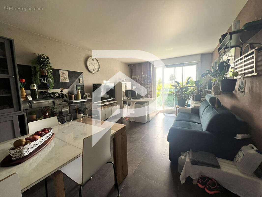 Appartement à ELANCOURT