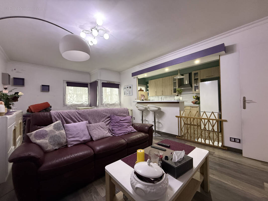 Appartement à LE BLANC-MESNIL