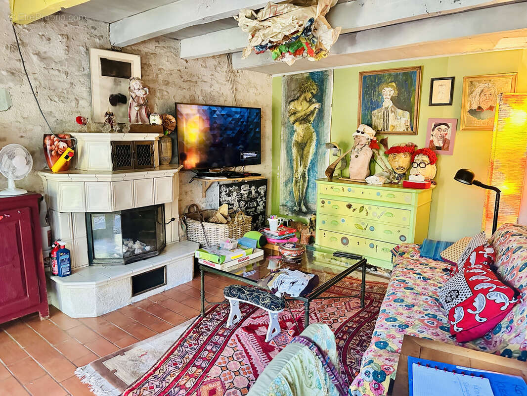 Maison à PUYJOURDES