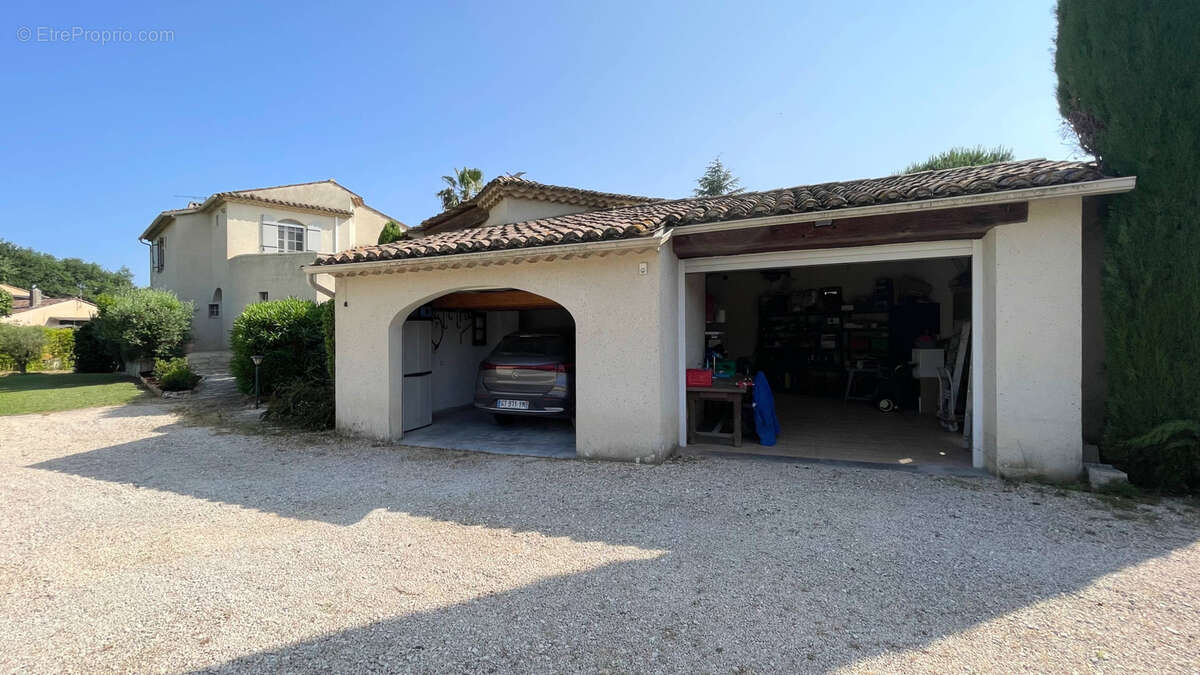 Maison à UZES