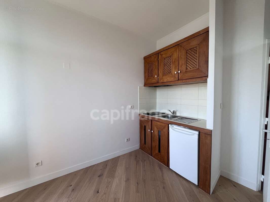Appartement de caractère avec vue  – Place Verdun à Tarbes - photo 3
