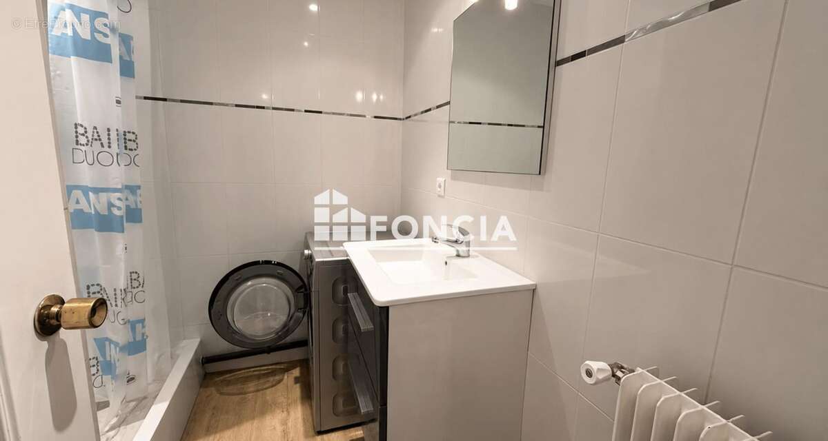 Appartement à MANDELIEU-LA-NAPOULE