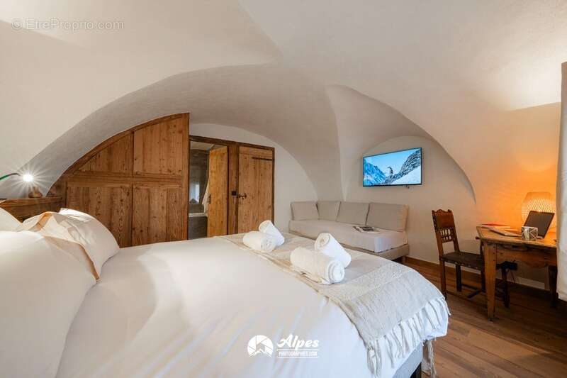 Appartement à LA SALLE-LES-ALPES