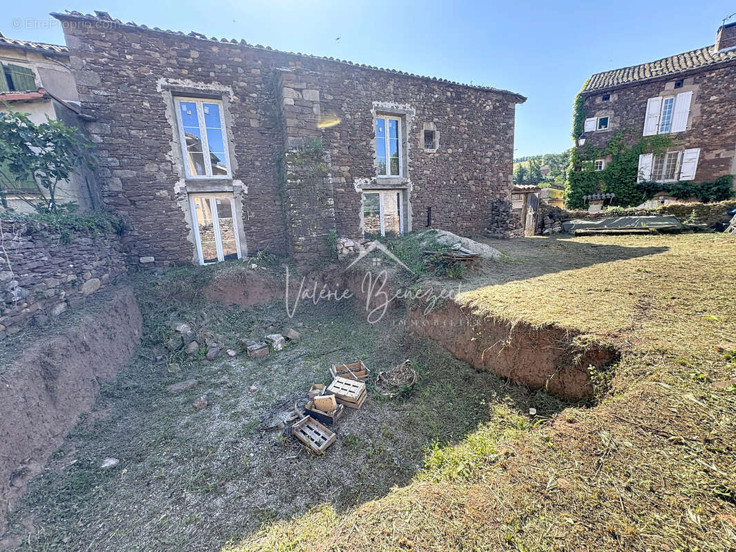 Maison à VABRES-L'ABBAYE