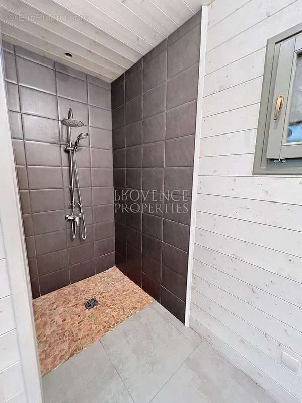 Maison à CHATEAUVERT