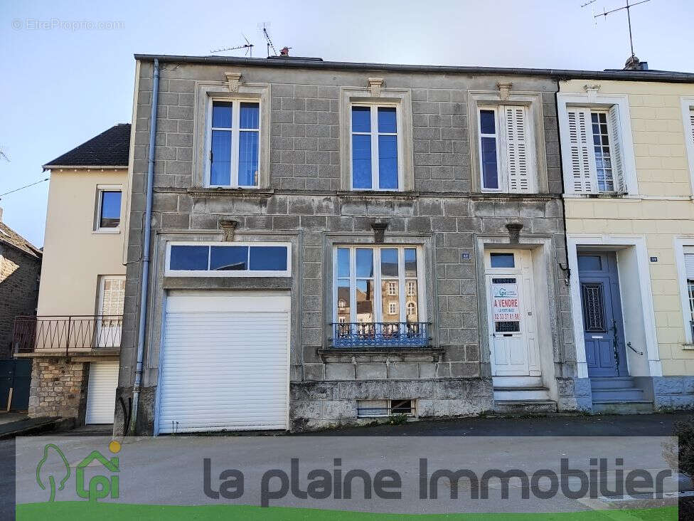 Maison à LA FERTE-MACE