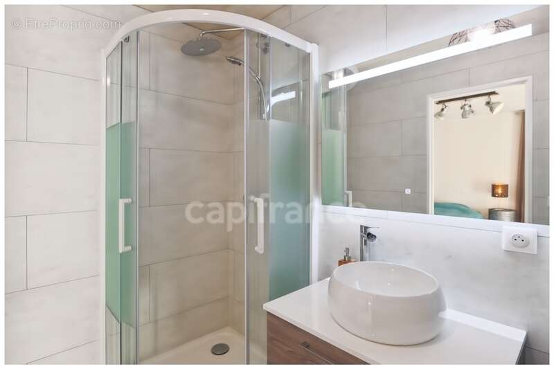 Maison de bourg avec piscine et jacuzzi – Saint-Martial-de-Nabirat (24250) - photo 9