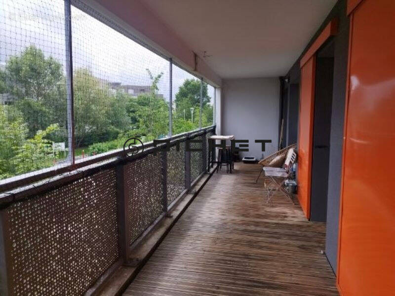 Appartement à VILLENAVE-D'ORNON