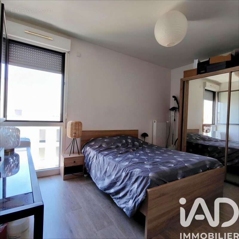 Photo 3 - Appartement à BUSSY-SAINT-GEORGES