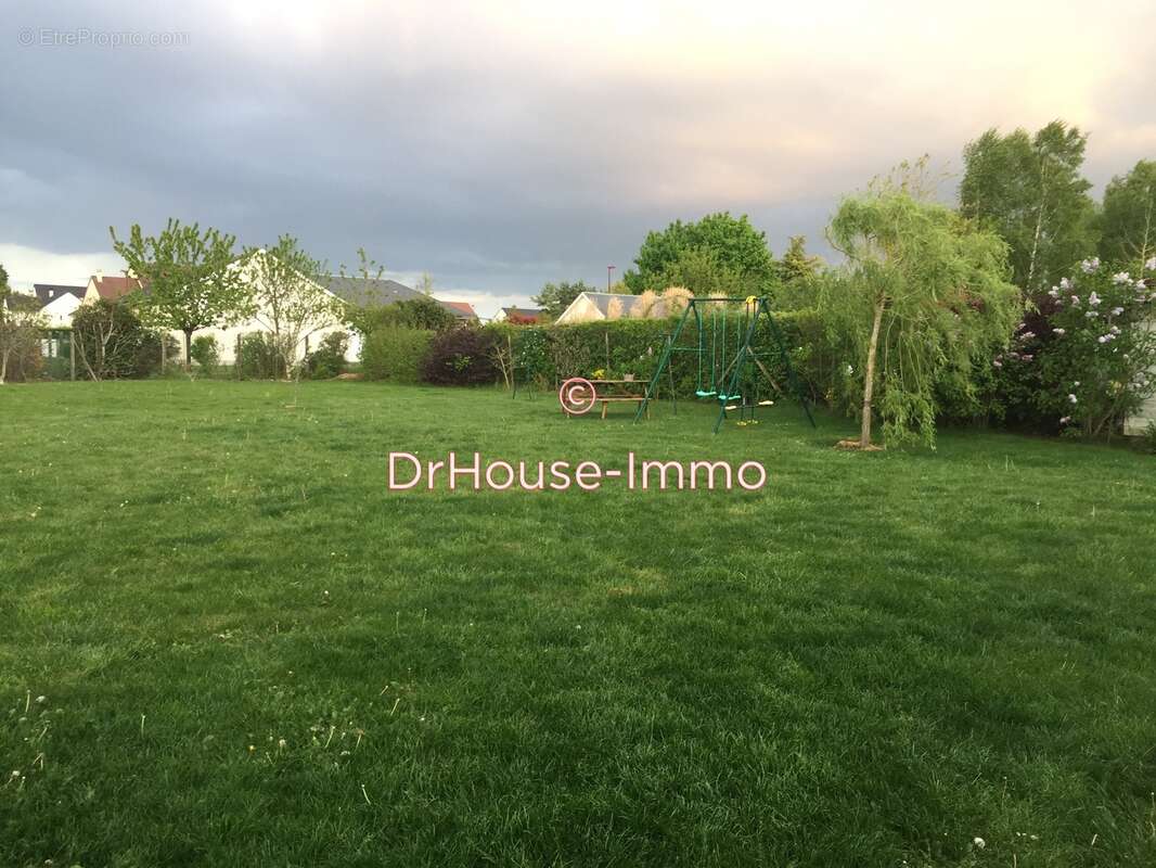 Maison à SAINT-DOULCHARD