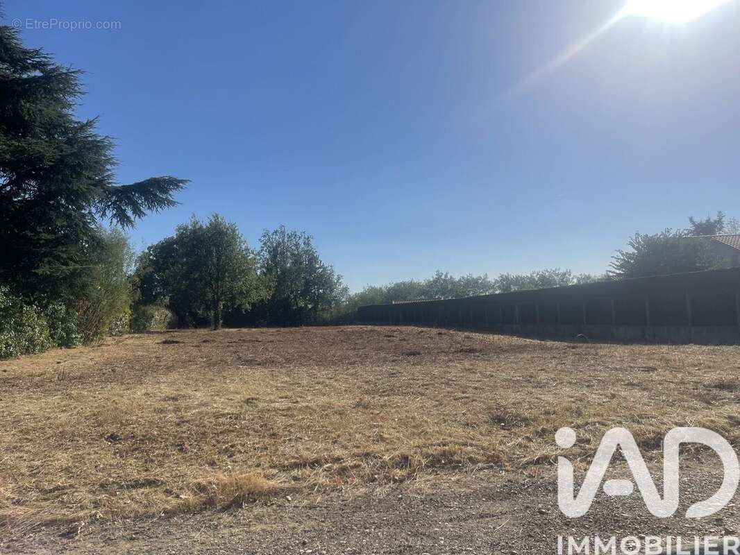 Photo 3 - Terrain à LEOJAC
