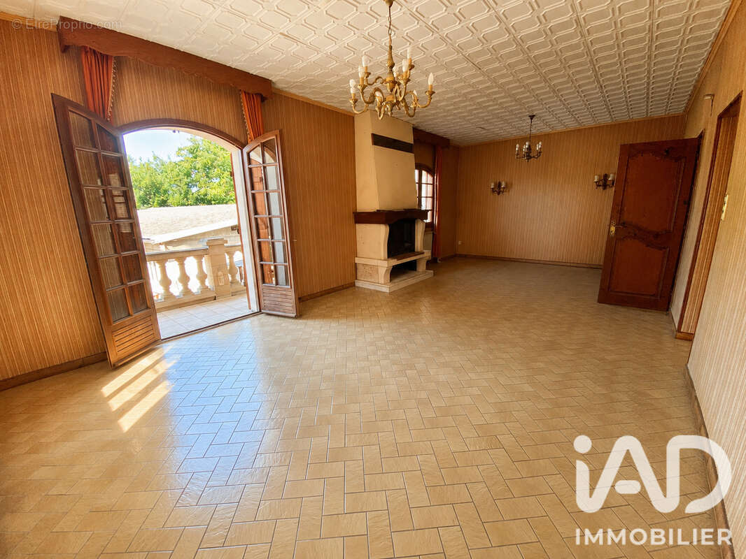 Maison 82 m² à Viry-Noureuil  - photo 4