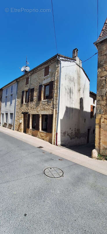 Maison de viillage en  pierre dans  le périgord noir - photo 2