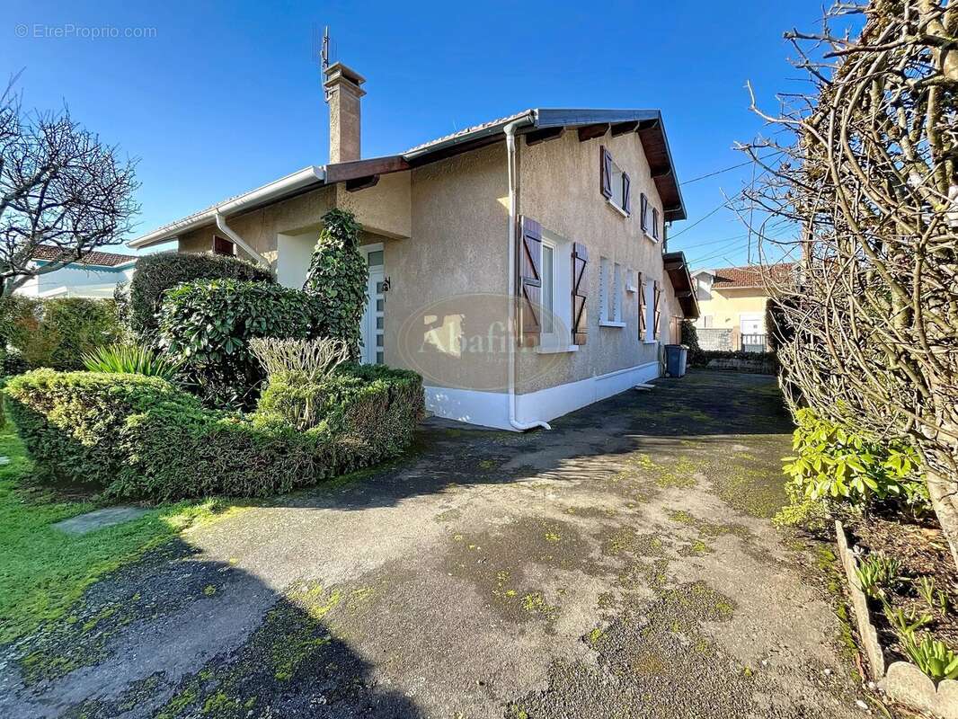 Maison à SOUES