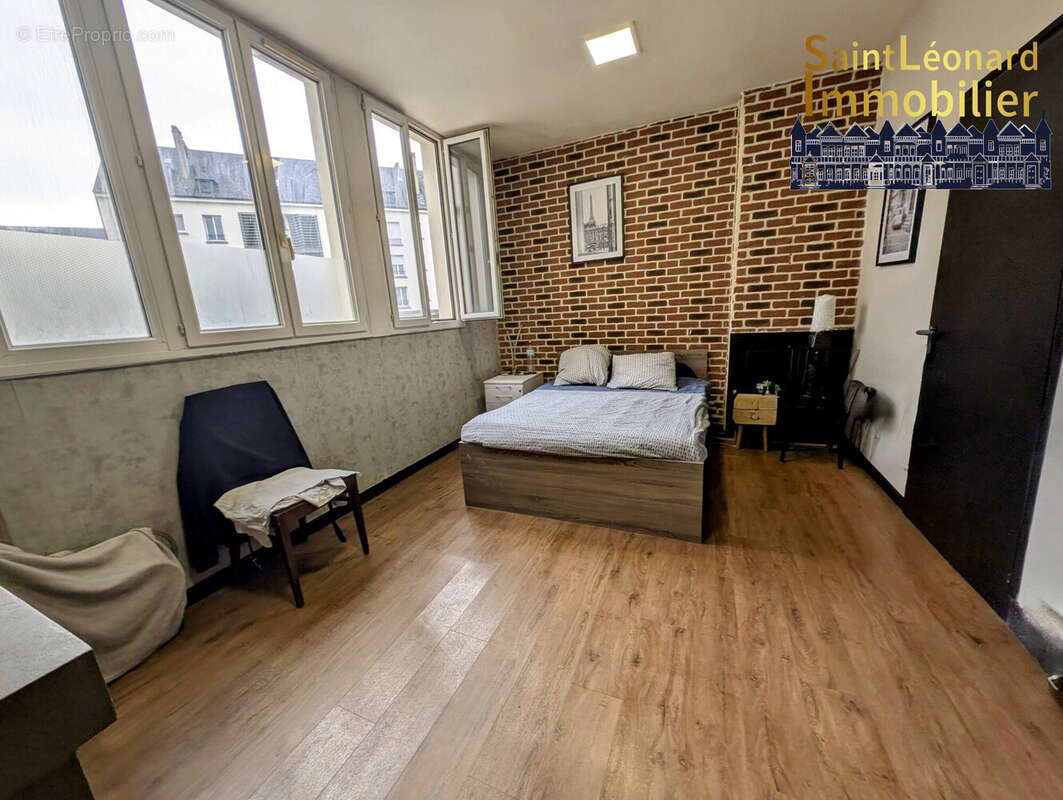 Appartement à FOUGERES