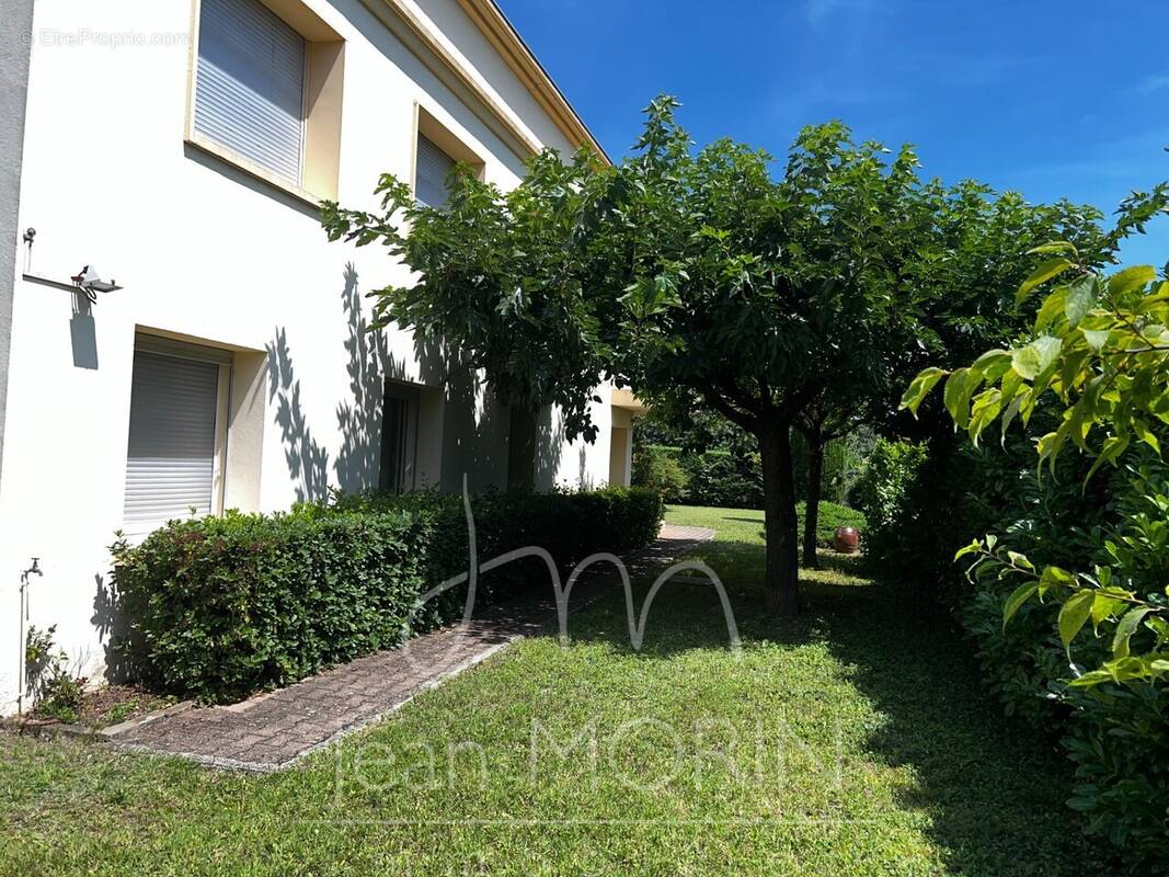 Maison à ROMANS-SUR-ISERE