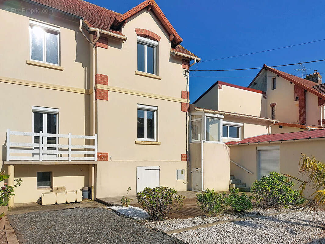 Maison à DIVES-SUR-MER