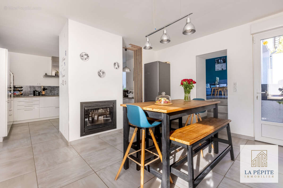 Maison à BRUILLE-SAINT-AMAND