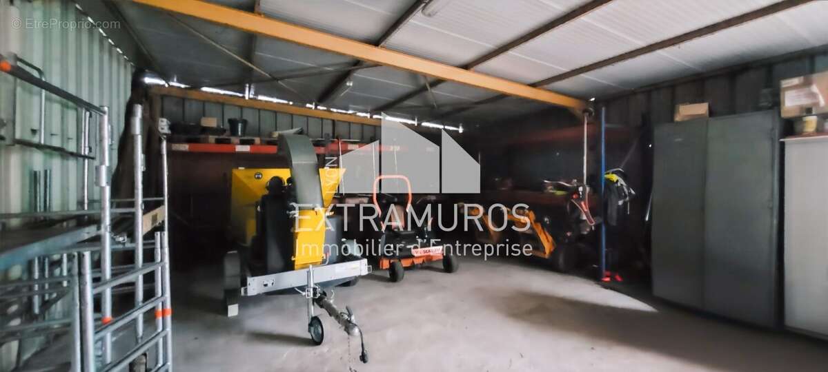 Commerce à VILLEFRANCHE-SUR-SAONE