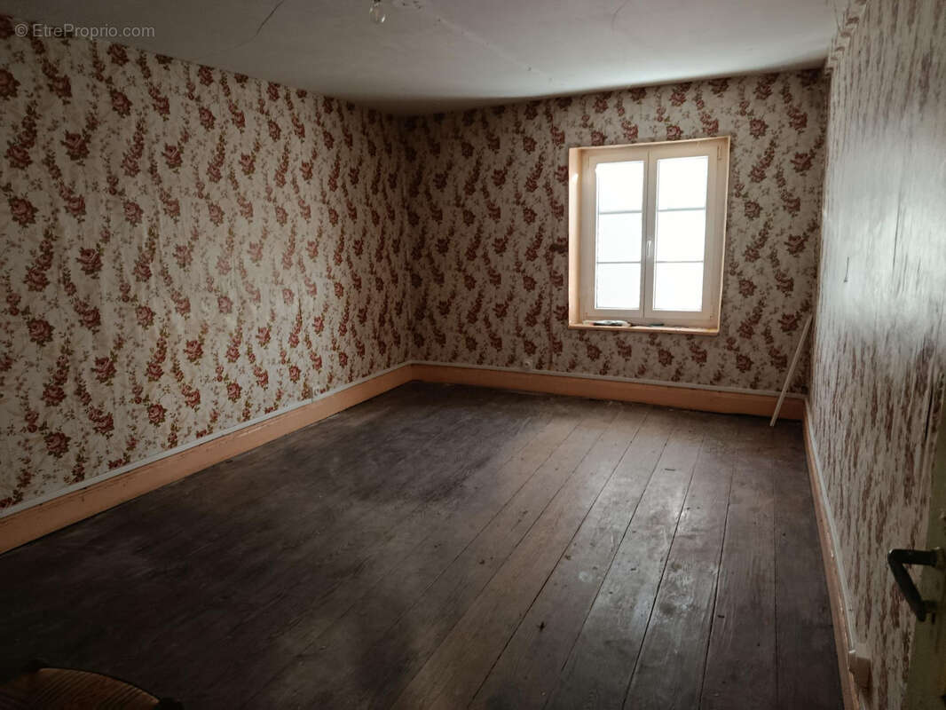 Maison à BOURDONNAY