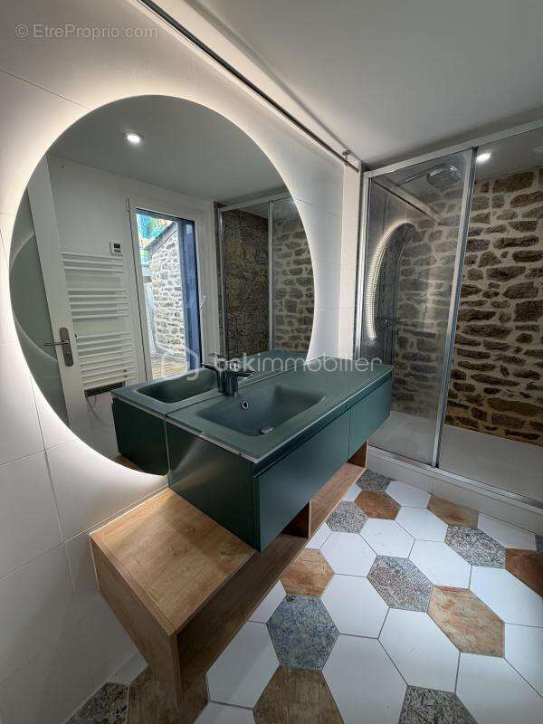 A 50 mètres du port - maison de ville - triplex - vannes - photo 10