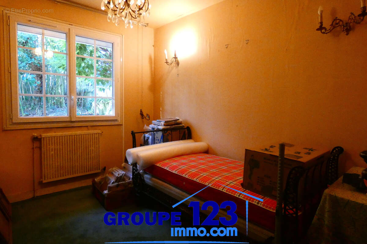 À vendre   Maison spacieuse et idéalement située à Auxerre   162 000 € - photo 5