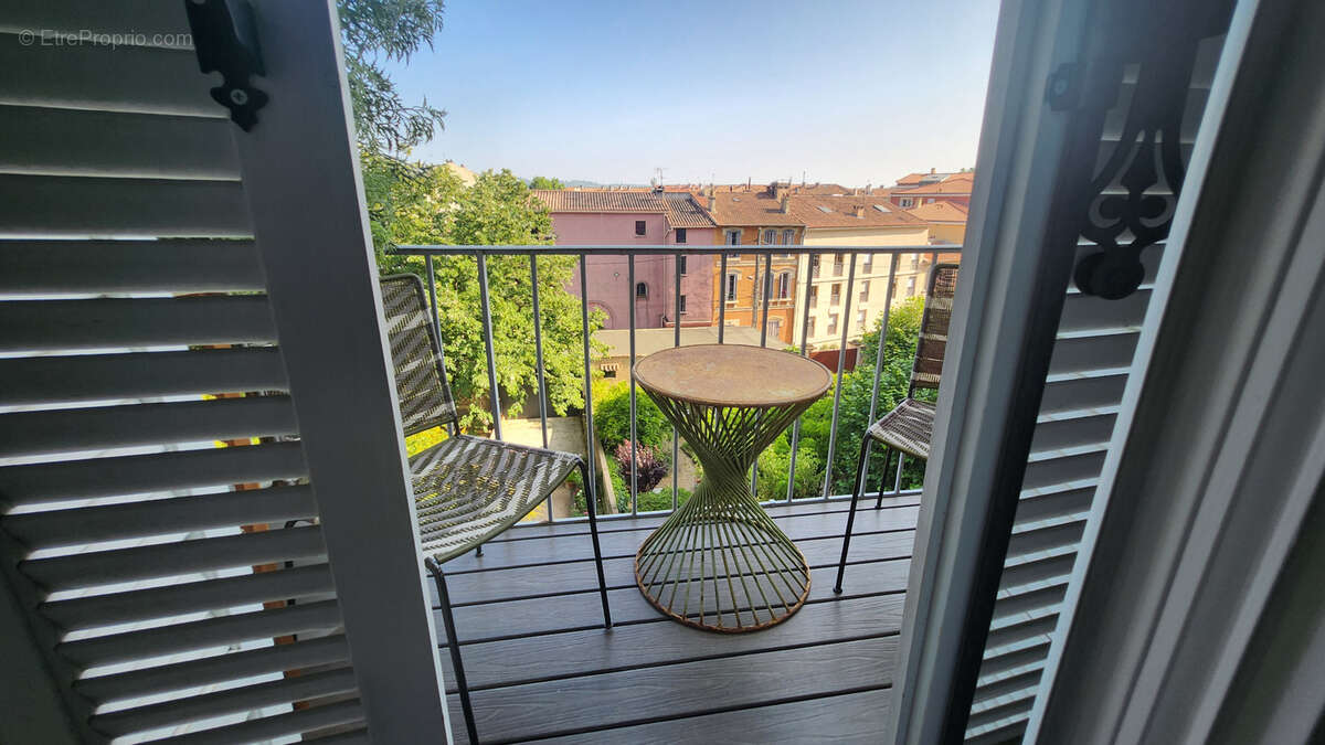 Appartement à AIX-EN-PROVENCE