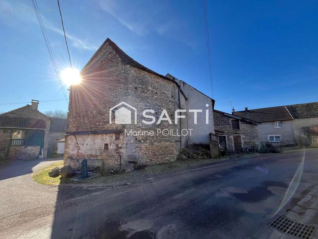 Photo 3 - Appartement à DETAIN-ET-BRUANT