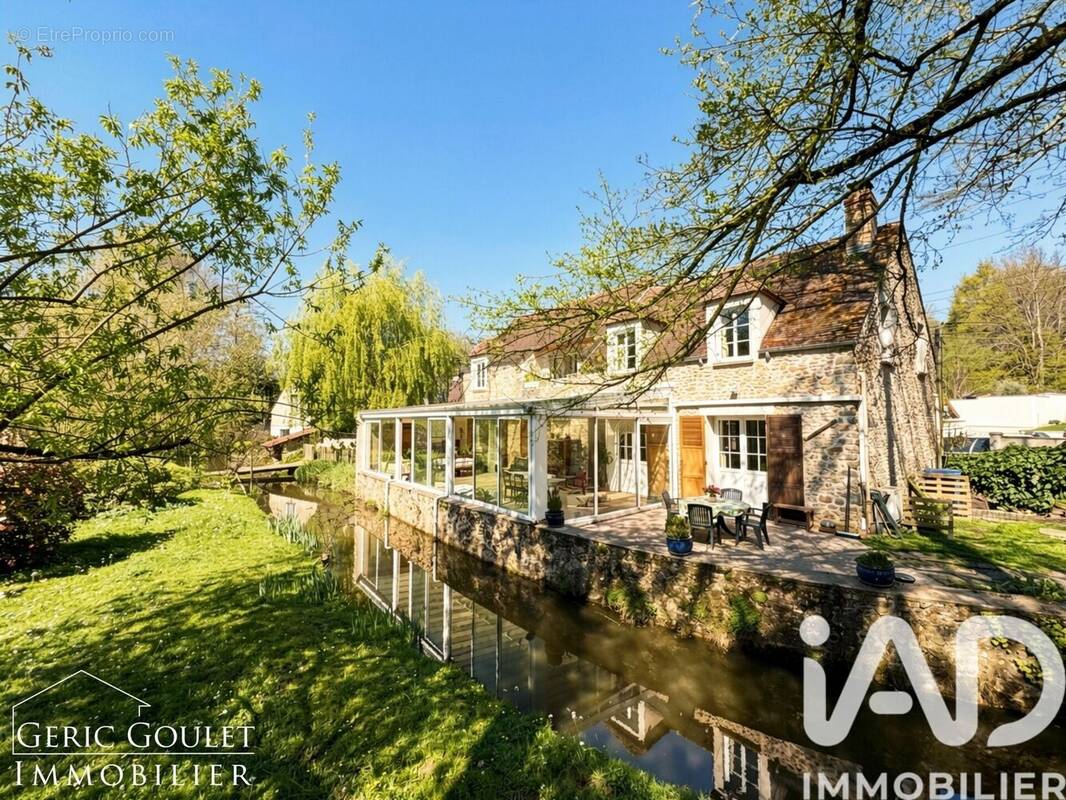 Photo 1 - Maison à ROCHEFORT-EN-YVELINES