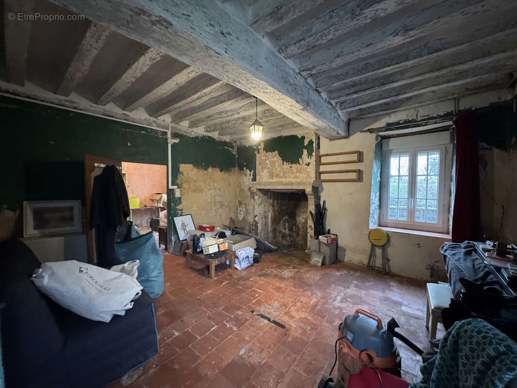 Maison à NEUVILLALAIS