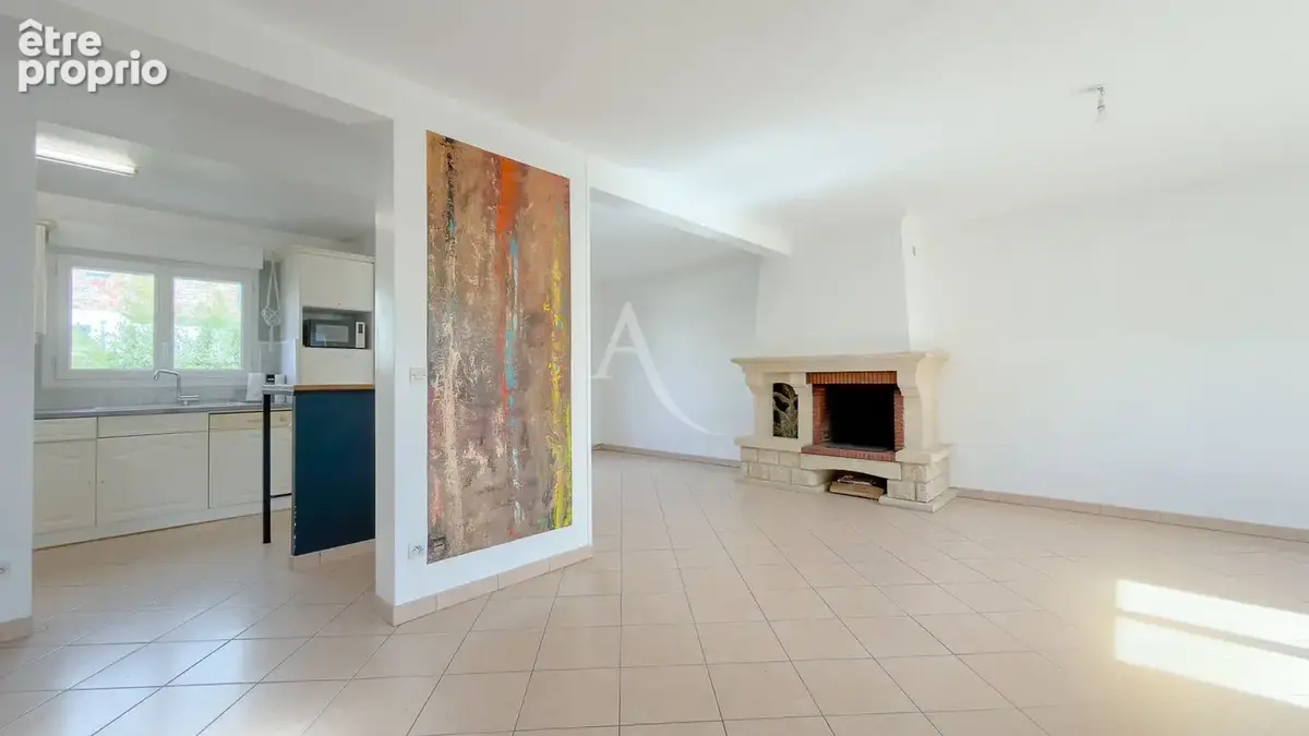 Maison de 2000 avec 4/5 chambres au quartier des fleurs - photo 4