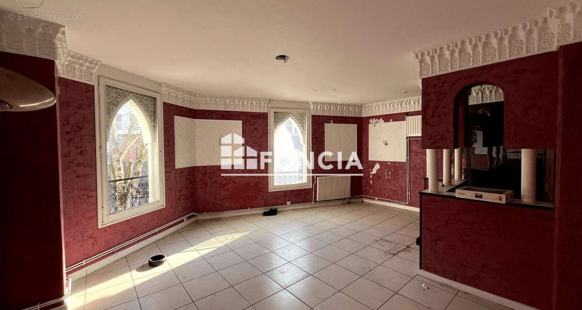 Commerce à NANTERRE