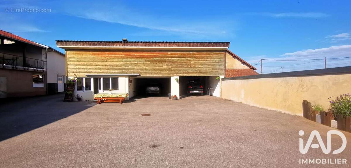 Appartement 1250 m² à Plombieres-Les-Bains  - photo 9