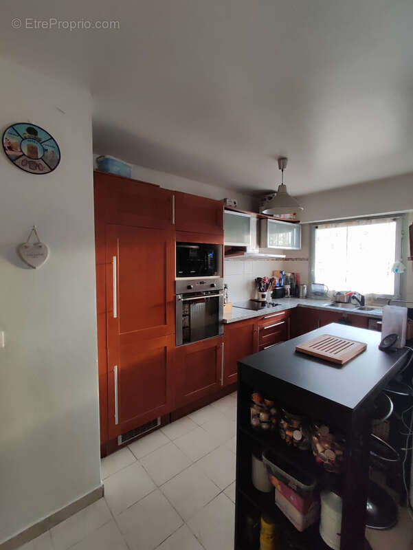 Sevran - T3 de 71.8m2 - 1er étage avec parking Balcon 2 SDB - photo 2