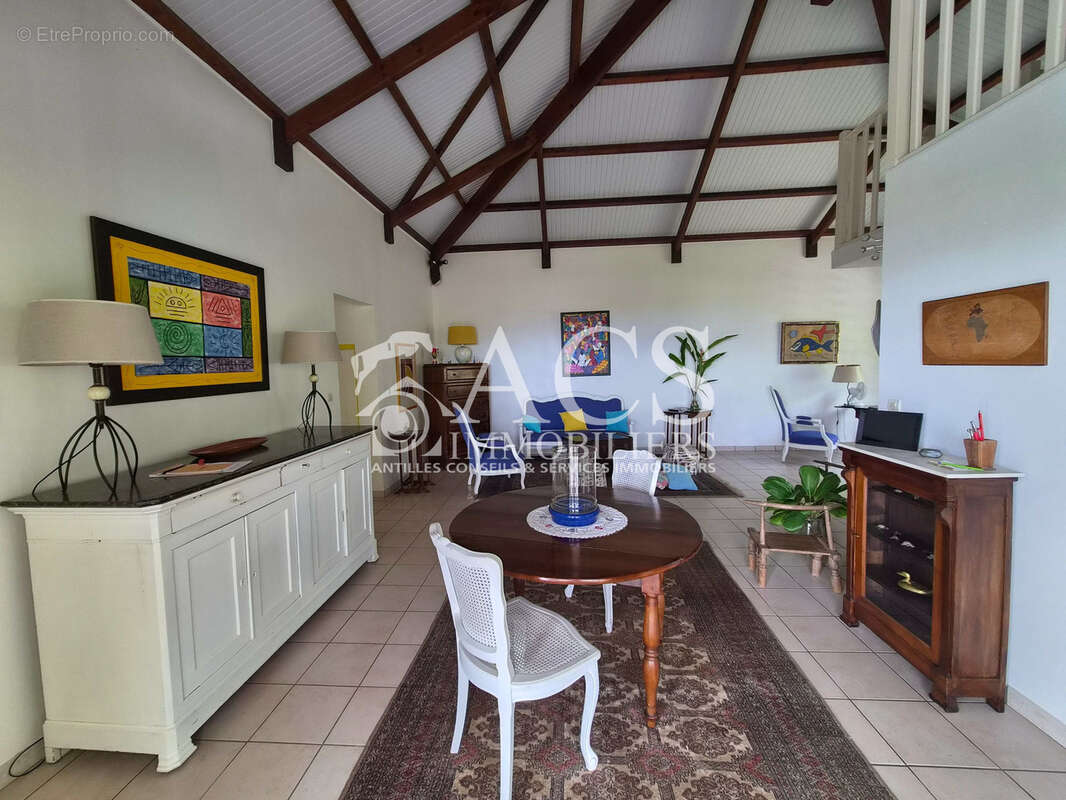 Magnifique villa F5 avec piscine et vue mer - photo 9