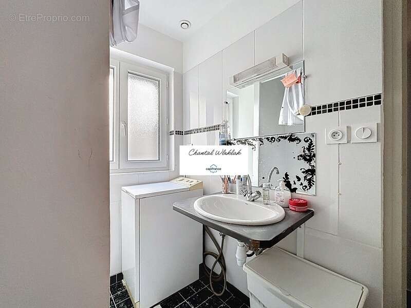Immeuble à vendre LARGENTIERE (07) 340 m2 dont 190 m2 Habitables - - photo 10
