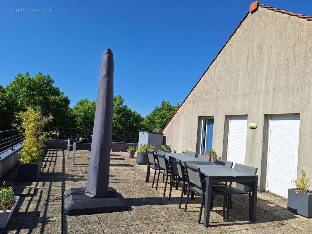 Appartement à BUSSY-SAINT-GEORGES