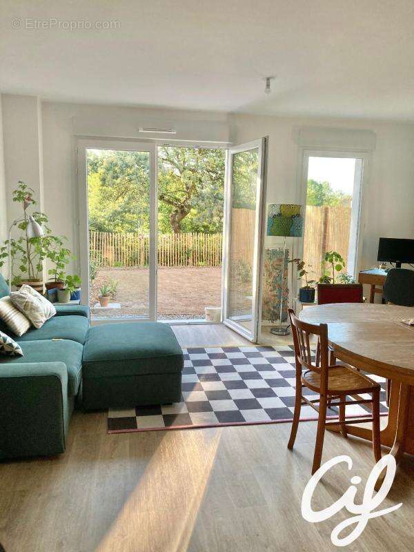 Maison T3C INDRE - 67.13 m2  231 400 Euros - photo 2