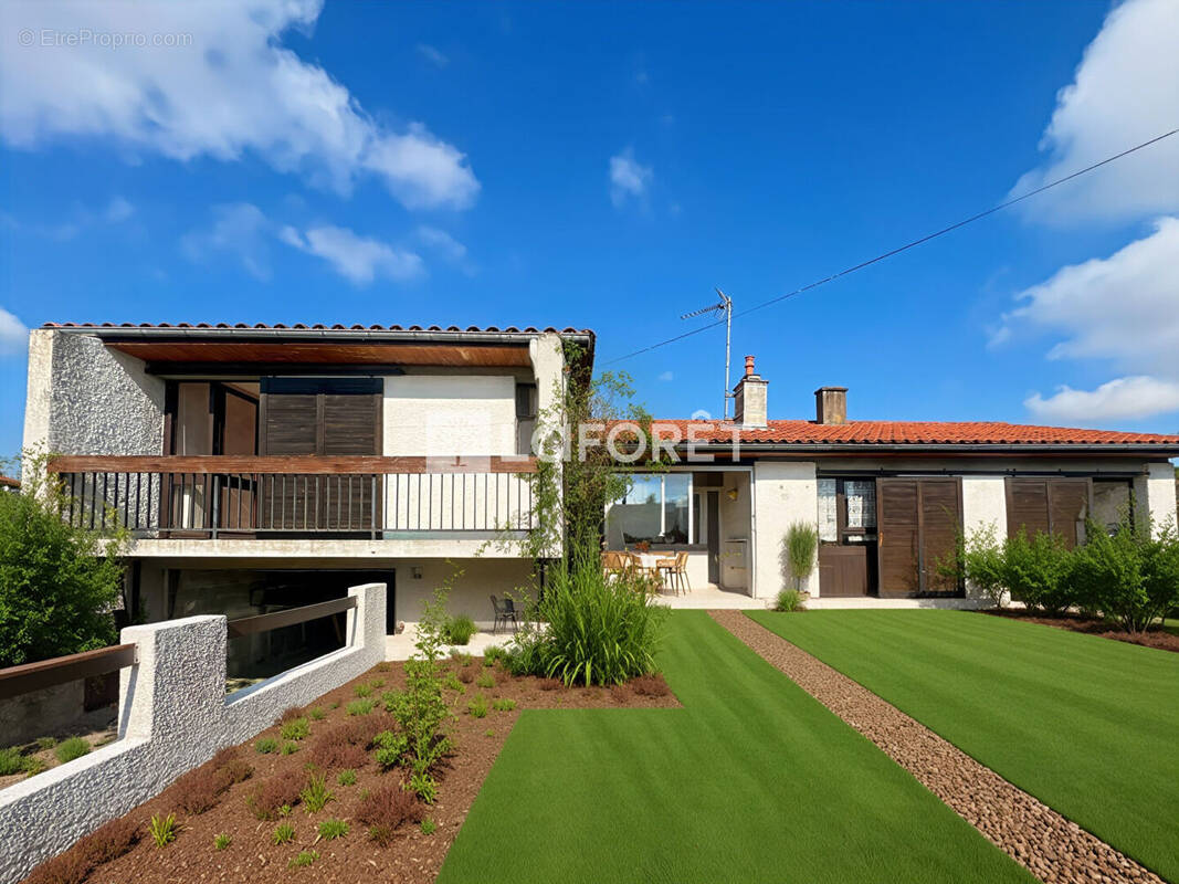 Maison à VAYRES