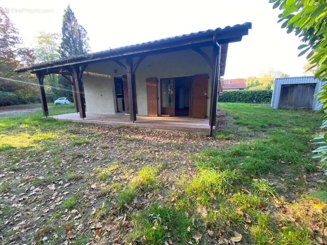 Photo 2 - Maison à SAINT-PIERRE-DU-MONT